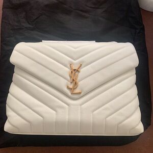 YSL
Loulou Medium YSL Shoulder Bag Quilted/Used